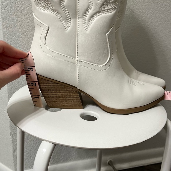 SOLD - Picture 6 of 7